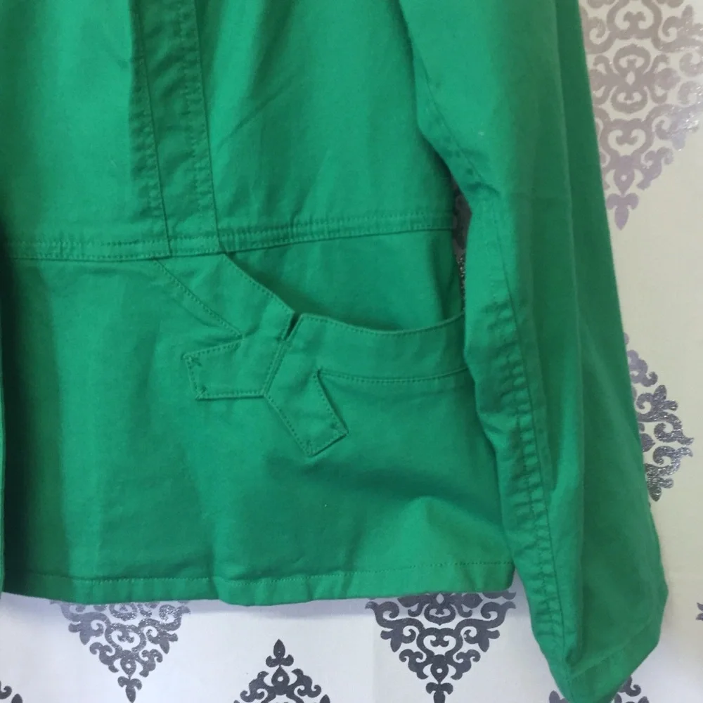 CAbi Green Blazer - Picture 3 of 6